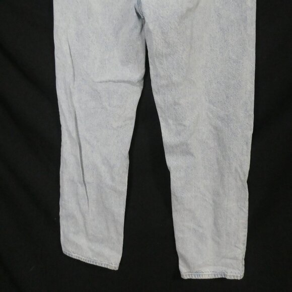 AMERICAN EAGLE | size 2 - short | Light Wash Straight Leg Jeans - Picture 14 of 16